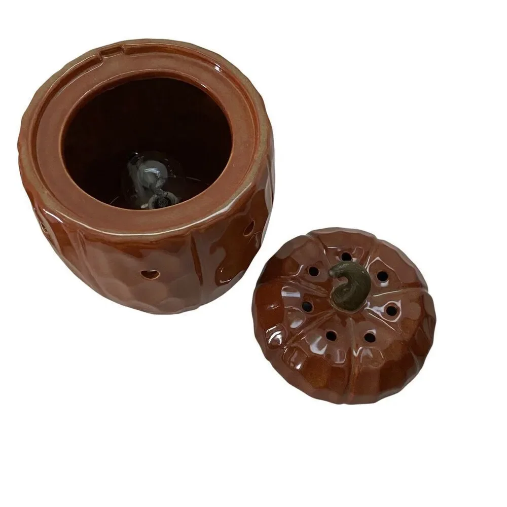 Scentsy Pumpkin Premium Scent Warmer Halloween Fall Autumn Ceramic 25W Bulb Deco